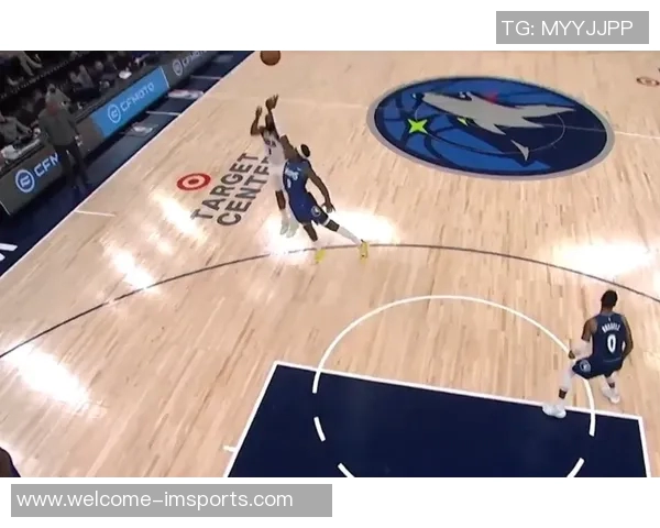 瓦塞尔上半场表现惊艳5投全中三分球2中2轻松拿下14分 瓦塞尔上半场表现惊艳5投全中三分球2中2轻松拿下14分